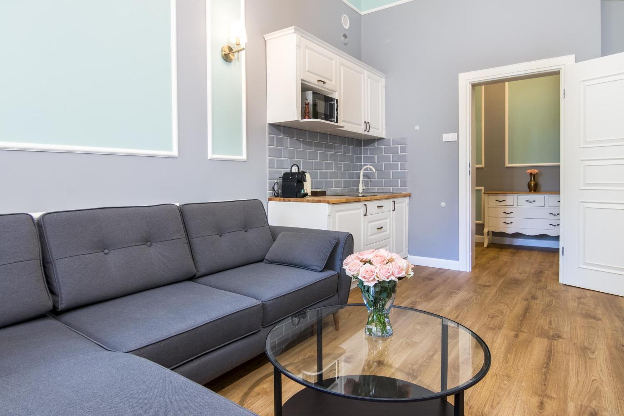 Karmelicka Stylish Apartments In Cracow By Noclegi Renters Kraków Eksteriør billede